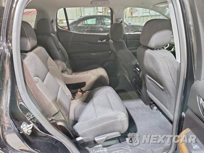 Zdjęcie 11 z 13 samochodu: 2023 GMC ACADIA SLE VIN:1GKKNRL44PZ192904 - miniatura