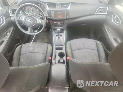 Zdjęcie 8 z 13 samochodu: 2019 NISSAN SENTRA SV VIN:3N1AB7AP6KY397499 - miniatura
