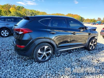 Trzecie zdjęcie samochodu z tyłu: 2016 HYUNDAI TUCSON SPORT VIN:KM8J3CA29GU233225 - miniatura