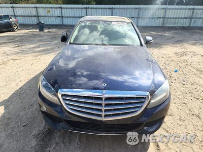 Piąte zdjęcie samochodu w środku: 2015 MERCEDES-BENZ C 300 4MATIC VIN:55SWF4KBXFU019405 - miniatura