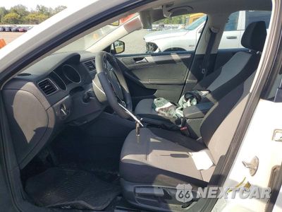 Zdjęcie 7 z 12 samochodu: 2018 VOLKSWAGEN JETTA S VIN:3VW2B7AJ5JM217722 - miniatura