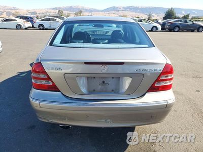 Zdjęcie 6 z 12 samochodu: 2004 MERCEDES-BENZ C 230K SPORT SEDAN VIN:WDBRF40J34F512584 - miniatura