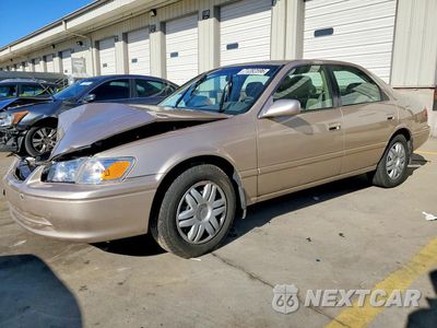2000 TOYOTA CAMRY LE JT2BG22KXY0525294 - główne zdjęcie licytacji z USA - miniatura