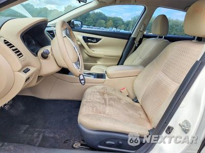 Zdjęcie 7 z 12 samochodu: 2017 NISSAN ALTIMA 2.5 S VIN:1N4AL3AP2HC273580 - miniatura