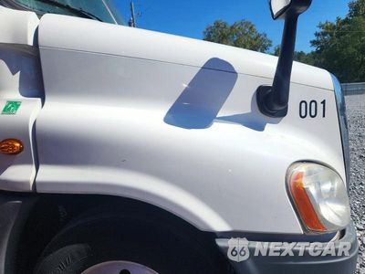Zdjęcie 10 z 11 samochodu: 2019 FREIGHTLINER CASCADIA 125 SEMI TRUCK VIN:1FUJGLDR2KLKD8464 - miniatura