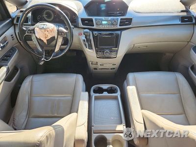 Zdjęcie 8 z 13 samochodu: 2016 HONDA ODYSSEY TOURING VIN:5FNRL5H90GB034126 - miniatura