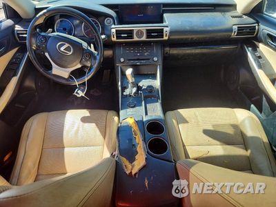 Zdjęcie 8 z 12 samochodu: 2016 LEXUS IS 300 VIN:JTHCM1D26G5005444 - miniatura