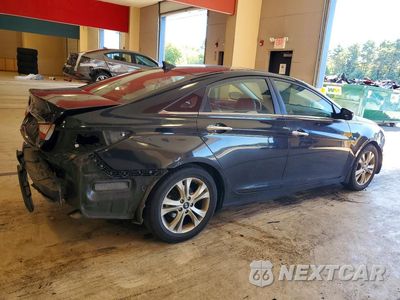 Trzecie zdjęcie samochodu z tyłu: 2011 HYUNDAI SONATA LIMITED VIN:5NPEC4AC4BH306671 - miniatura