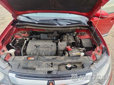 Zdjęcie 12 z 13 samochodu: 2016 MITSUBISHI OUTLANDER SE VIN:JA4AD3A31GZ019689 - miniatura