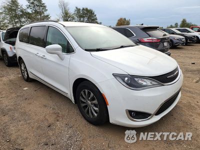 Czwarte zdjęcie samochodu z boku: 2017 CHRYSLER PACIFICA TOURING L VIN:2C4RC1BGXHR638109 - miniatura