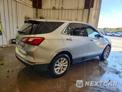 Trzecie zdjęcie samochodu z tyłu: 2020 CHEVROLET EQUINOX LT VIN:3GNAXKEV3LS545078 - miniatura