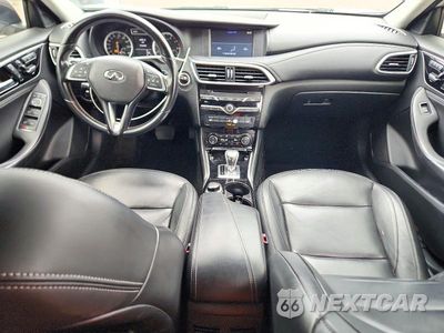 Zdjęcie 8 z 13 samochodu: 2018 INFINITI QX30 LUXURY VIN:SJKCH5CP3JA051237 - miniatura