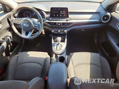 Zdjęcie 8 z 12 samochodu: 2021 KIA FORTE FE VIN:3KPF24AD9ME265588 - miniatura
