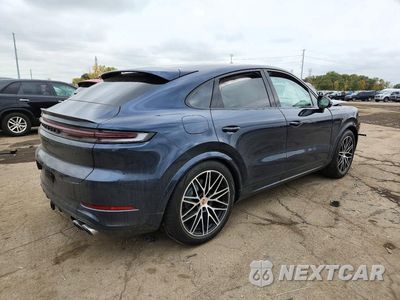 Trzecie zdjęcie samochodu z tyłu: 2026 PORSCHE CAYENNE E HYBRID COUPE VIN:WP1BE2AY5TDA45814 - miniatura