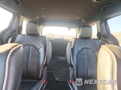 Zdjęcie 10 z 14 samochodu: 2020 CHRYSLER PACIFICA HYBRID LIMITED VIN:2C4RC1N70LR287800 - miniatura