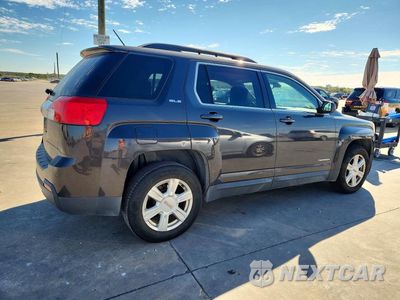 Trzecie zdjęcie samochodu z tyłu: 2015 GMC TERRAIN SLE VIN:2GKALREK6F6423194 - miniatura