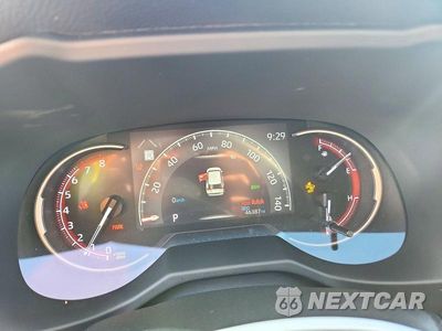 Zdjęcie 9 z 14 samochodu: 2023 TOYOTA RAV4 XLE VIN:2T3P1RFV2PW330280 - miniatura