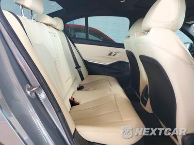 Zdjęcie 10 z 13 samochodu: 2024 BMW 330I VIN:3MW69FF06R8E20727 - miniatura