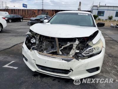 Piąte zdjęcie samochodu w środku: 2016 NISSAN ALTIMA 2.5 S VIN:1N4AL3AP3GN308274 - miniatura