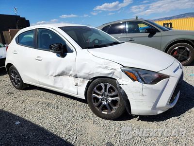 Czwarte zdjęcie samochodu z boku: 2020 TOYOTA YARIS HATCHBACK LE VIN:3MYDLBJV7LY700317 - miniatura