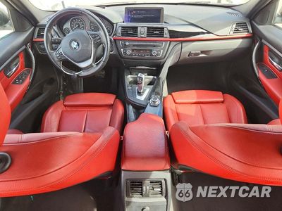 Zdjęcie 8 z 12 samochodu: 2013 BMW 328 I SULEV VIN:WBA3C1C53DF440246 - miniatura