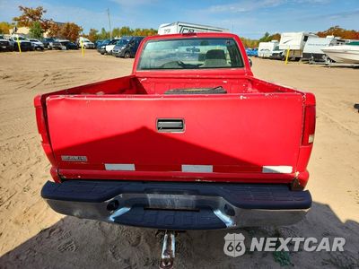 Zdjęcie 6 z 12 samochodu: 2002 CHEVROLET S TRUCK S10 VIN:1GCDT19W128226588 - miniatura