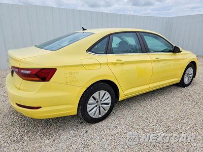Trzecie zdjęcie samochodu z tyłu: 2019 VOLKSWAGEN JETTA S VIN:3VWC57BU4KM077006 - miniatura