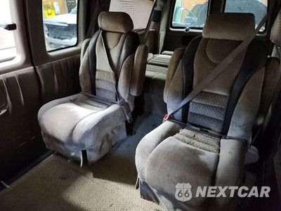 Zdjęcie 11 z 13 samochodu: 2006 GMC SAVANA RV G1500 VIN:1GDFG15T161211642 - miniatura
