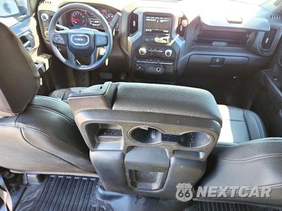 Zdjęcie 8 z 12 samochodu: 2019 GMC SIERRA K1500 VIN:3GTU9AEF5KG202809 - miniatura