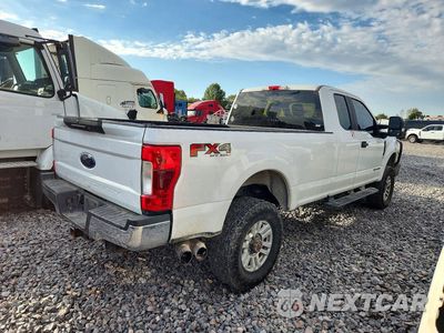 Trzecie zdjęcie samochodu z tyłu: 2019 FORD F350 SUPER DUTY VIN:1FT8X3BT8KEF76299 - miniatura