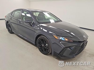 Czwarte zdjęcie samochodu z boku: 2025 TOYOTA CAMRY SE VIN:4T1DAACK8SU106057 - miniatura