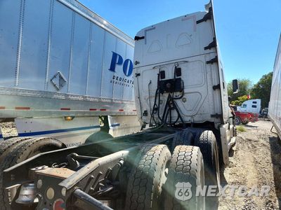 Trzecie zdjęcie samochodu z tyłu: 2016 FREIGHTLINER CASCADIA 125 SEMI TRUCK VIN:3AKJGLD52GSHH6495 - miniatura