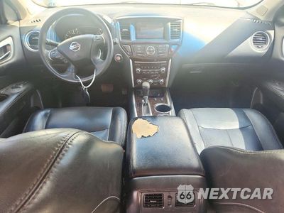 Zdjęcie 8 z 13 samochodu: 2013 NISSAN PATHFINDER S VIN:5N1AR2MN1DC677442 - miniatura