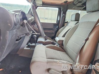 Zdjęcie 7 z 12 samochodu: 2008 JEEP WRANGER VIN:1J4GA64148L650116 - miniatura