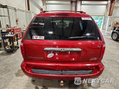 Zdjęcie 6 z 13 samochodu: 2001 CHRYSLER TOWN & COUNTRY LIMITED VIN:2C8GT64LX1R142309 - miniatura
