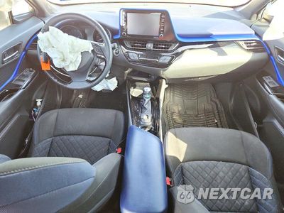 Zdjęcie 8 z 13 samochodu: 2021 TOYOTA C-HR XLE VIN:JTNKHMBX6M1098059 - miniatura
