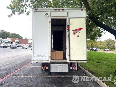 Zdjęcie 12 z 14 samochodu: 2005 FREIGHTLINER M2 BOX TRUCK VIN:1FVACWCT55HU28213 - miniatura