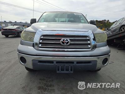 Piąte zdjęcie samochodu w środku: 2007 TOYOTA TUNDRA SR5 VIN:5TFBT54177X006511 - miniatura