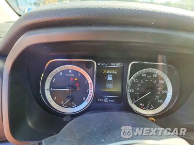 Zdjęcie 9 z 12 samochodu: 2018 NISSAN TITAN SV VIN:1N6AA1C69JN508427 - miniatura