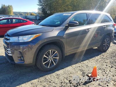 2017 TOYOTA HIGHLANDER XLE 5TDJZRFH1HS511396 - główne zdjęcie licytacji z USA - miniatura