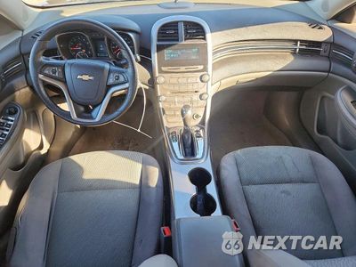 Zdjęcie 8 z 12 samochodu: 2013 CHEVROLET MALIBU LS VIN:1G11B5SA9DF343516 - miniatura