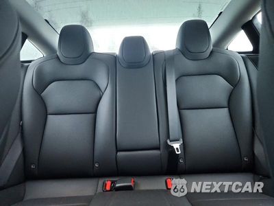 Zdjęcie 10 z 14 samochodu: 2025 TESLA MODEL 3 VIN:5YJ3E1EA2SF042180 - miniatura