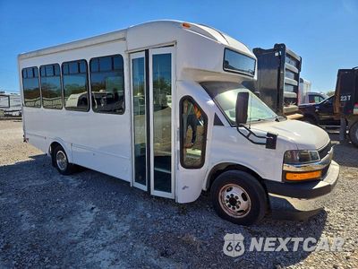 2022 CHEVROLET EXPRESS SHUTTLE BUS 1HA6GUB79NN008708 - główne zdjęcie licytacji z USA - miniatura