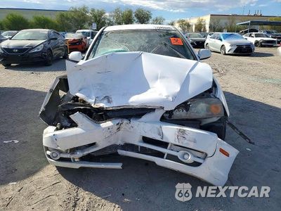 Piąte zdjęcie samochodu w środku: 2005 HYUNDAI ELANTRA GLS VIN:KMHDN46D45U027105 - miniatura