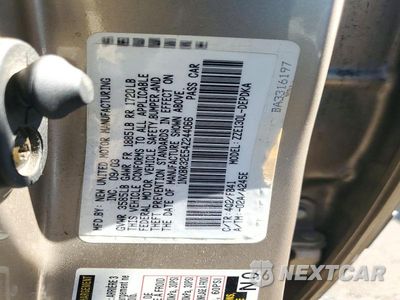 Zdjęcie 12 z 12 samochodu: 2004 TOYOTA COROLLA CE VIN:1NXBR32E54Z244066 - miniatura
