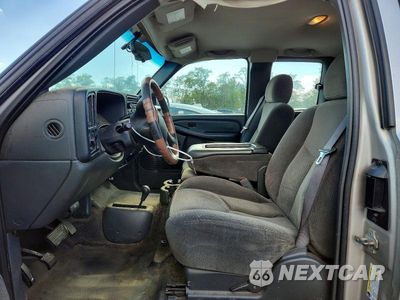 Zdjęcie 7 z 12 samochodu: 2006 CHEVROLET SILVERADO K1500 VIN:1GCEK19T36E140591 - miniatura