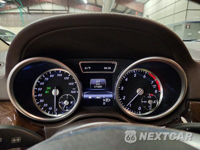 Zdjęcie 9 z 13 samochodu: 2013 MERCEDES-BENZ GL 450 4MATIC VIN:4JGDF7CE1DA162487 - miniatura