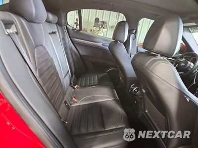 Zdjęcie 10 z 12 samochodu: 2021 ALFA ROMEO STELVIO TI VIN:ZASPAKBN9M7D10166 - miniatura