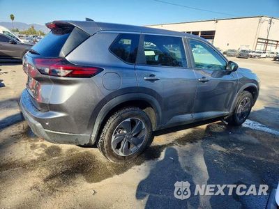 Trzecie zdjęcie samochodu z tyłu: 2025 NISSAN ROGUE SV VIN:5N1BT3BA3SC811201 - miniatura