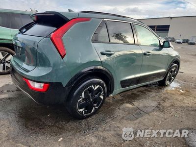 Trzecie zdjęcie samochodu z tyłu: 2023 KIA NIRO WIND VIN:KNDCR3L13P5027974 - miniatura